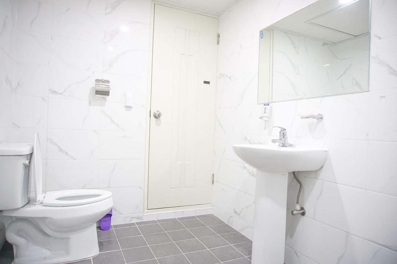 Bomulzip Hongdae Guesthouse Seoel Buitenkant foto